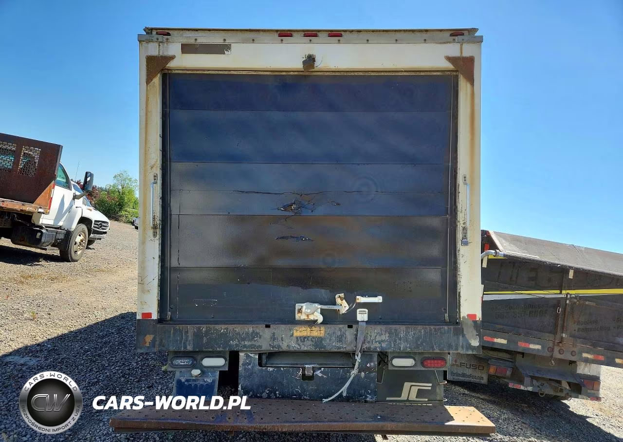 2016 Ford F550 Super Duty Refrigerated Box Truck VIN:1FDUF5GT0GEB25358 - 6
