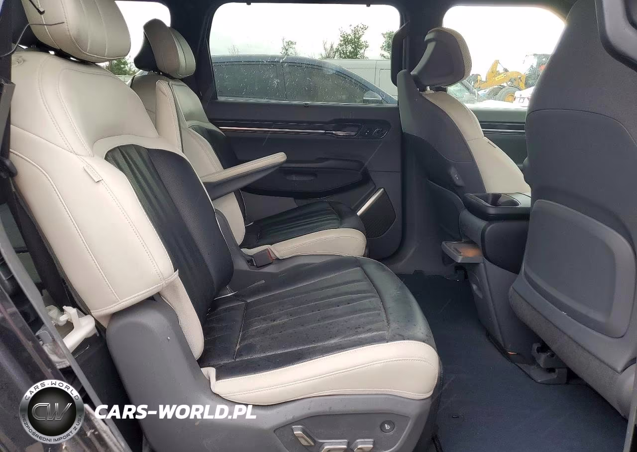 2025 Kia Ev9 Gt-Line VIN:5XYAEFS54SG002686 - 11