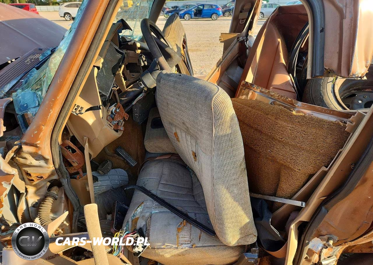1987 Ford F150 VIN:1FTCF15N9HNB05916 - 7