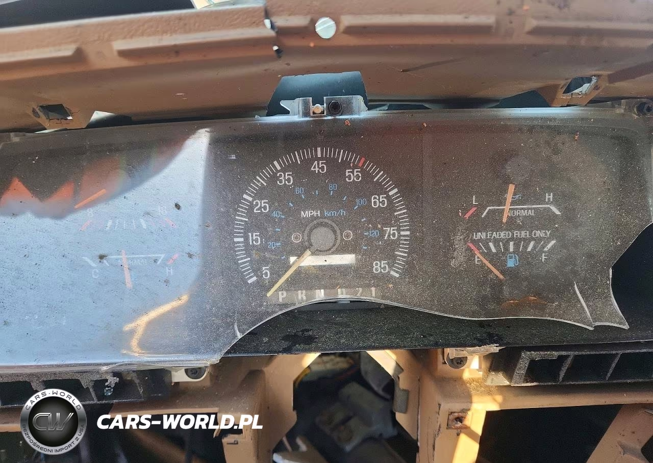 1987 Ford F150 VIN:1FTCF15N9HNB05916 - 9