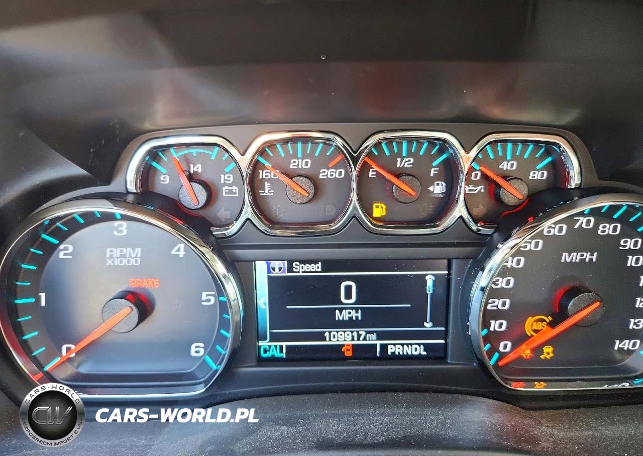 2018 Chevrolet Tahoe K1500 Lt VIN:1GNSKBKC7JR172391 - 9