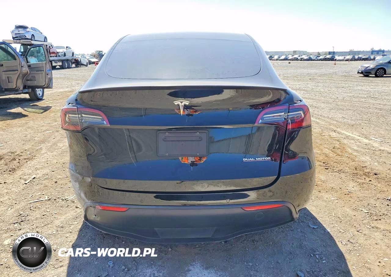 2021 Tesla Model Y VIN:5YJYGDEF1MF151293 - 6