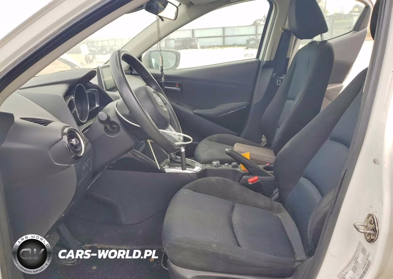 2016 Scion Ia Base VIN:3MYDLBZV8GY125011 - 7