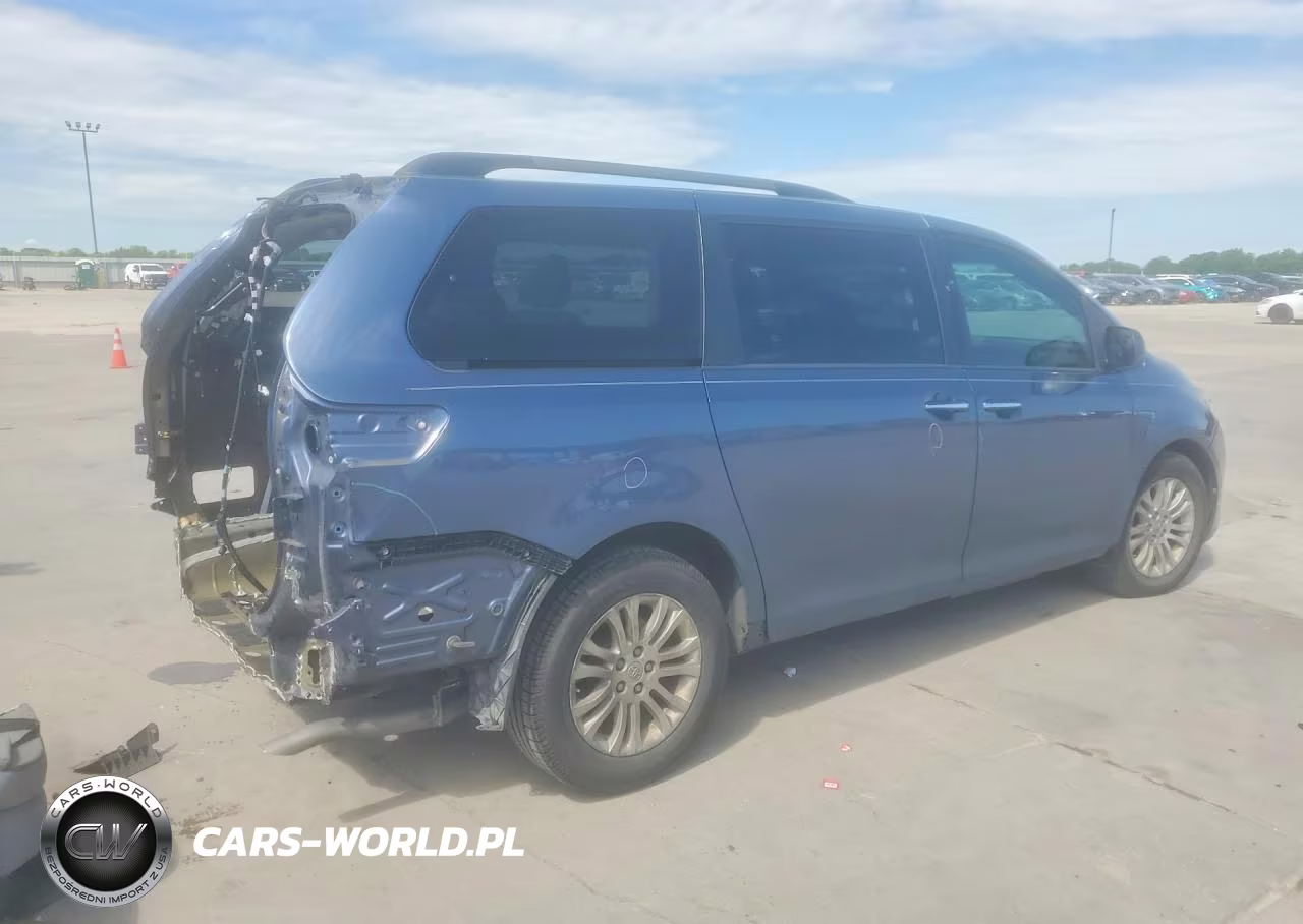 2016 Toyota Sienna Xle 8-Passenger VIN:5TDYK3DC9GS760163 - 3