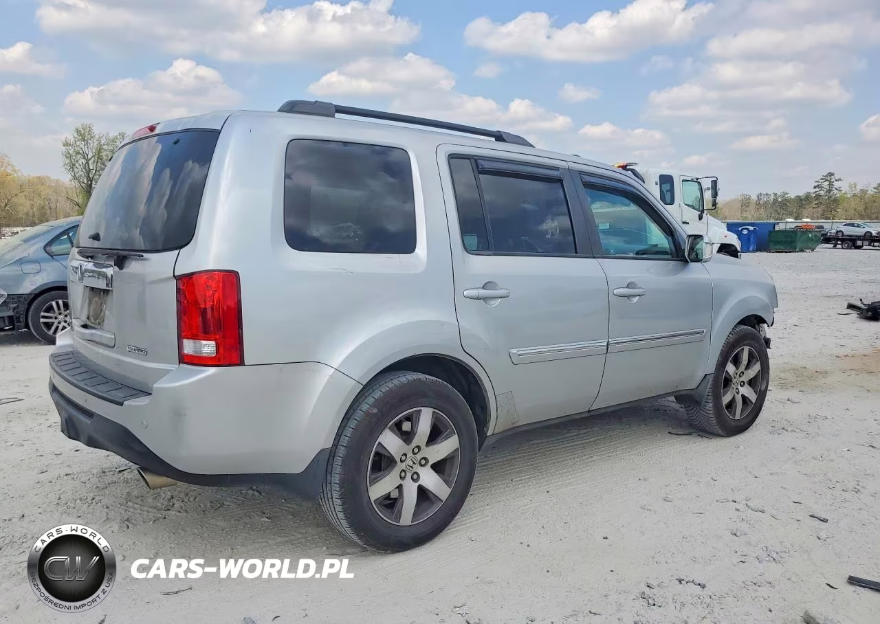 2012 Honda Pilot Touring VIN:5FNYF3H97CB024565 - 3
