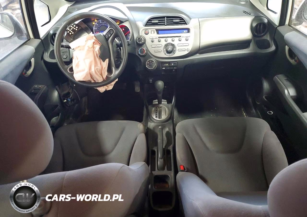 2011 Honda Fit VIN:JHMGE8H32BC025298 - 8