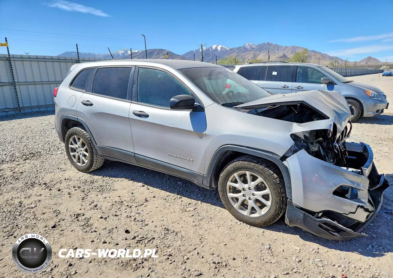 2014 Jeep Cherokee Sport VIN:1C4PJMABXEW218759 - 4