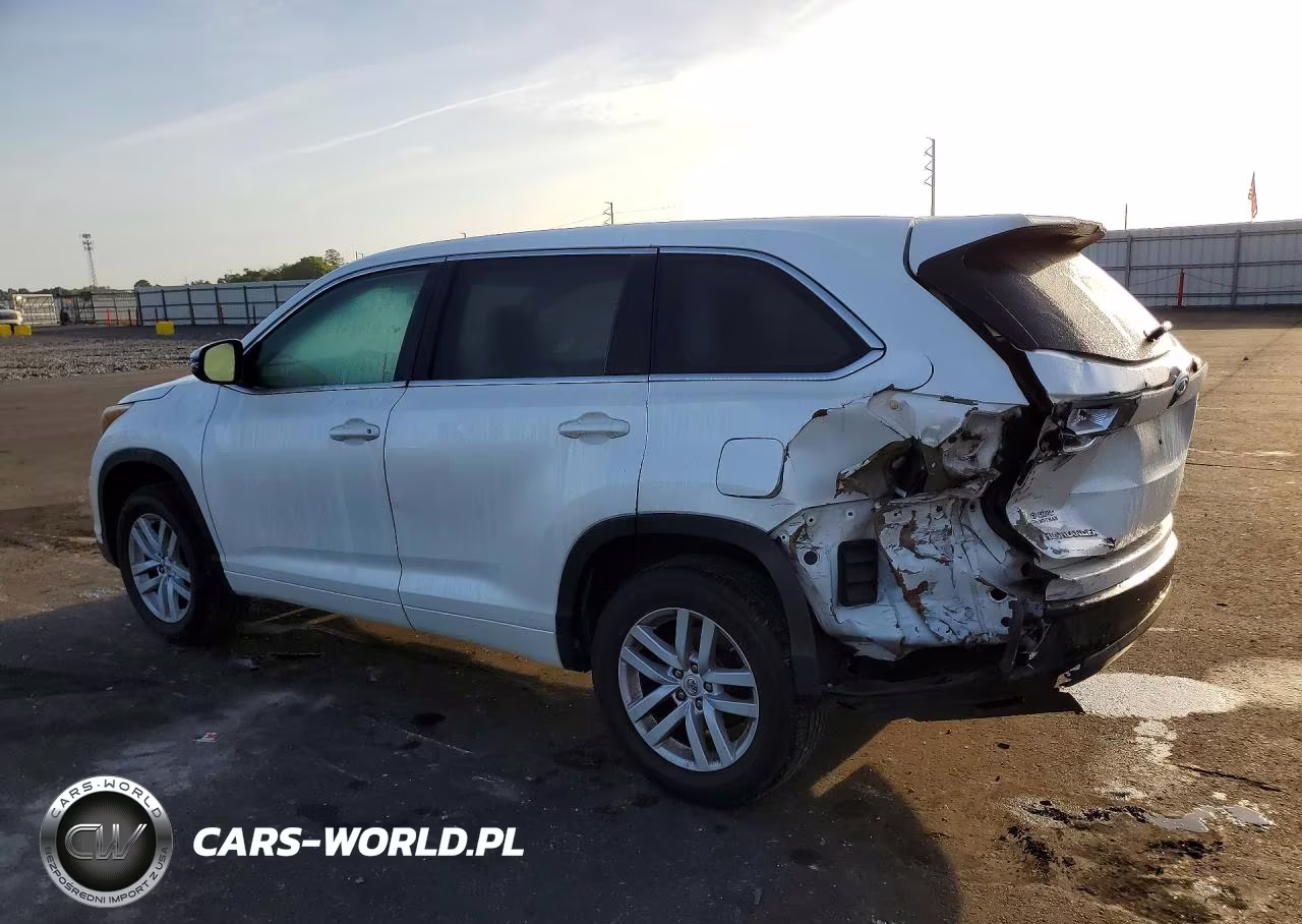2015 Toyota Highlander Le VIN:5TDZARFHXFS015021 - 2