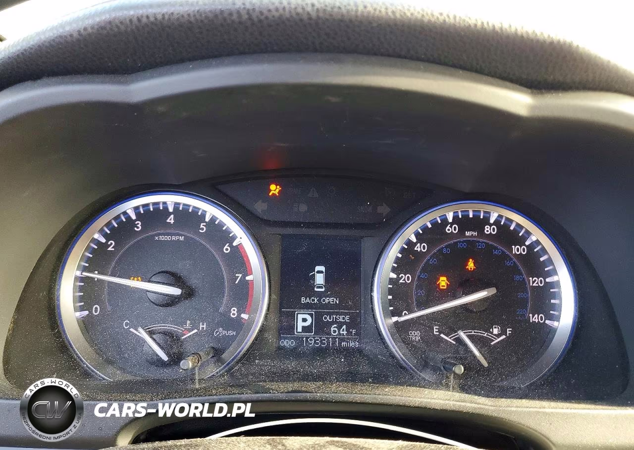 2015 Toyota Highlander Le VIN:5TDZARFHXFS015021 - 9