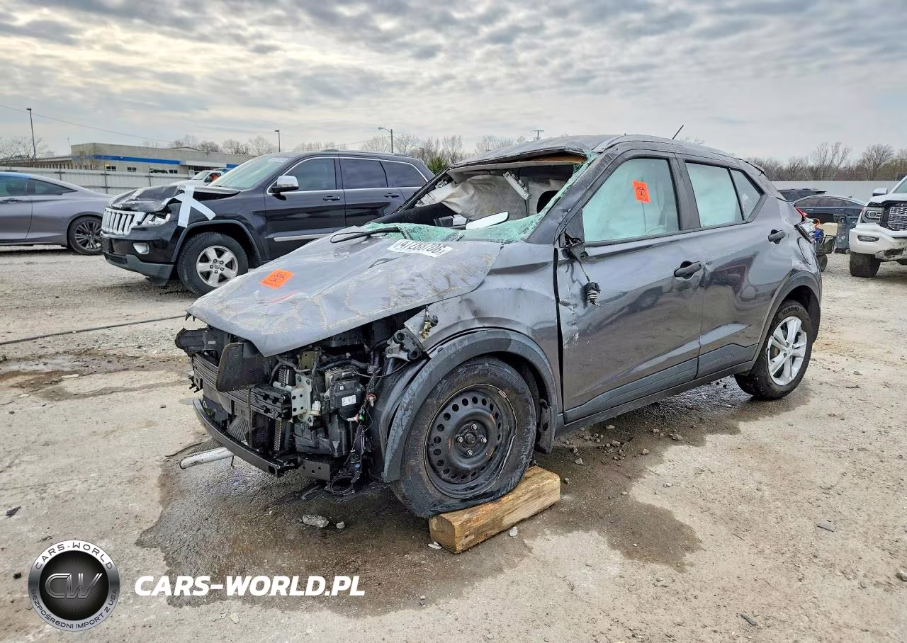 2019 Nissan Kicks S