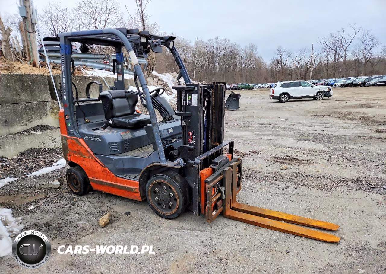 2014 Toya Forklift