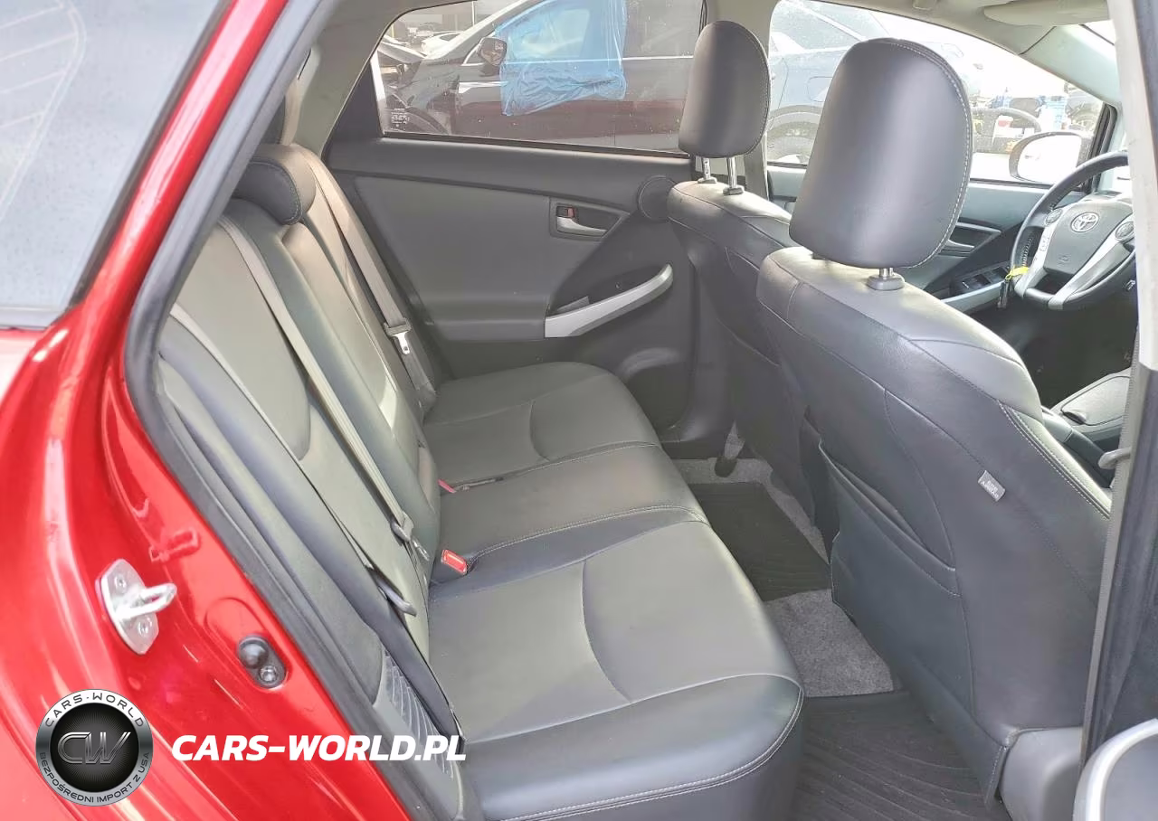 2015 Toyota Prius Four VIN:JTDKN3DU7F1912992 - 10