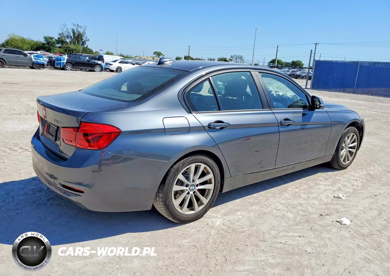2018 BMW 320 I VIN:WBA8A9C59JAH13387 - 3
