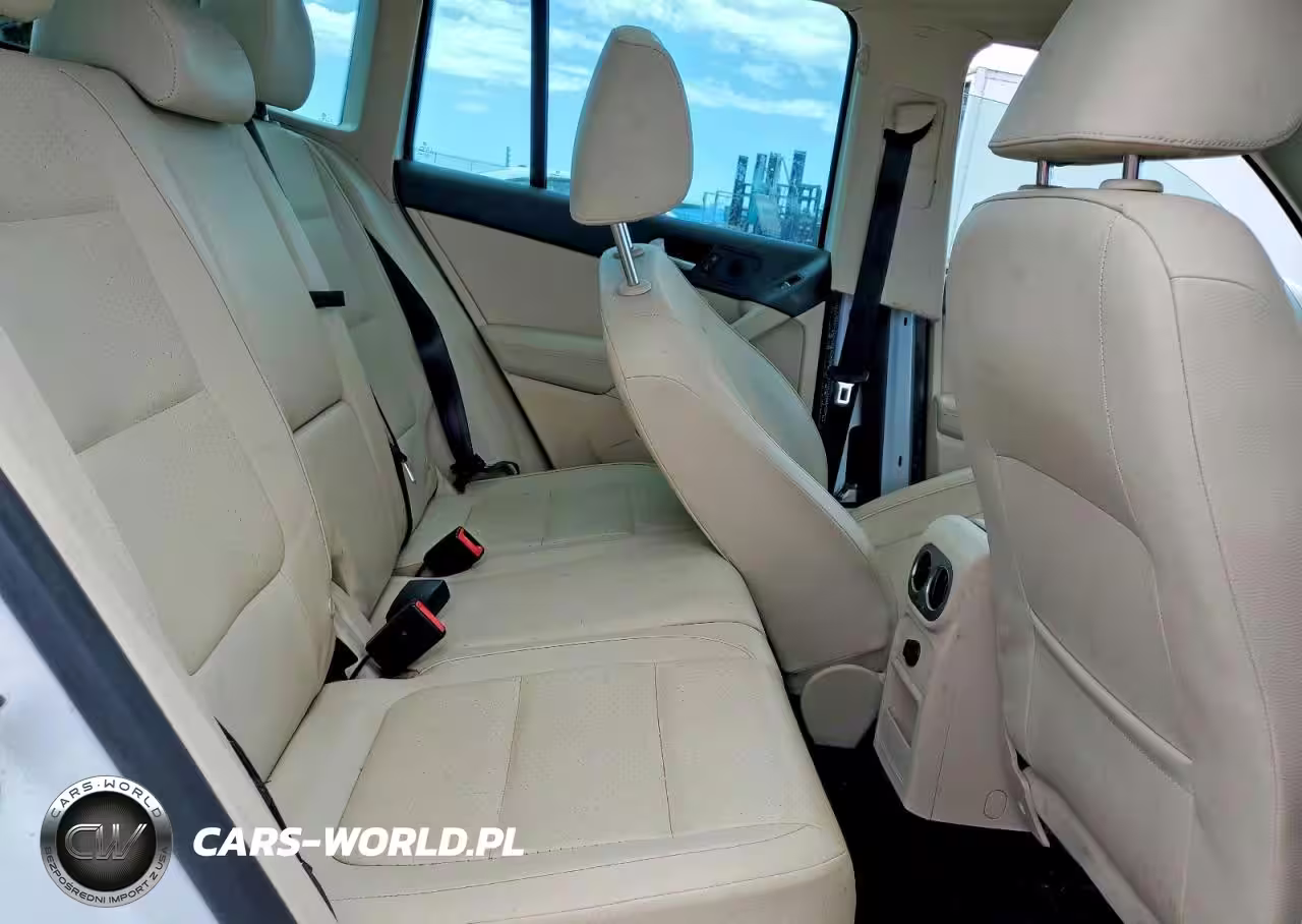 2014 Volkswagen Tiguan S VIN:WVGAV3AX0EW600150 - 11