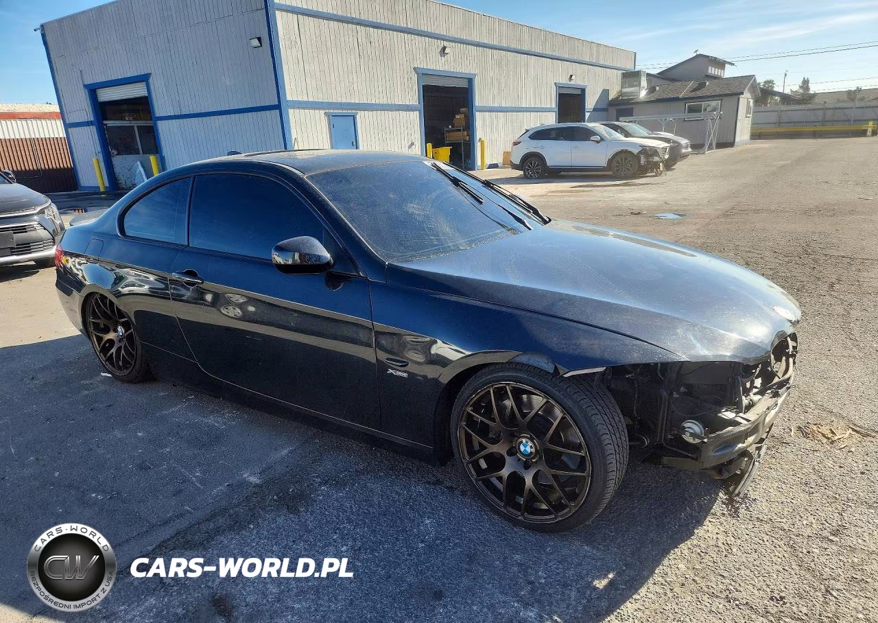 2011 BMW 335 Xi VIN:WBAKF9C57BE261714 - 4