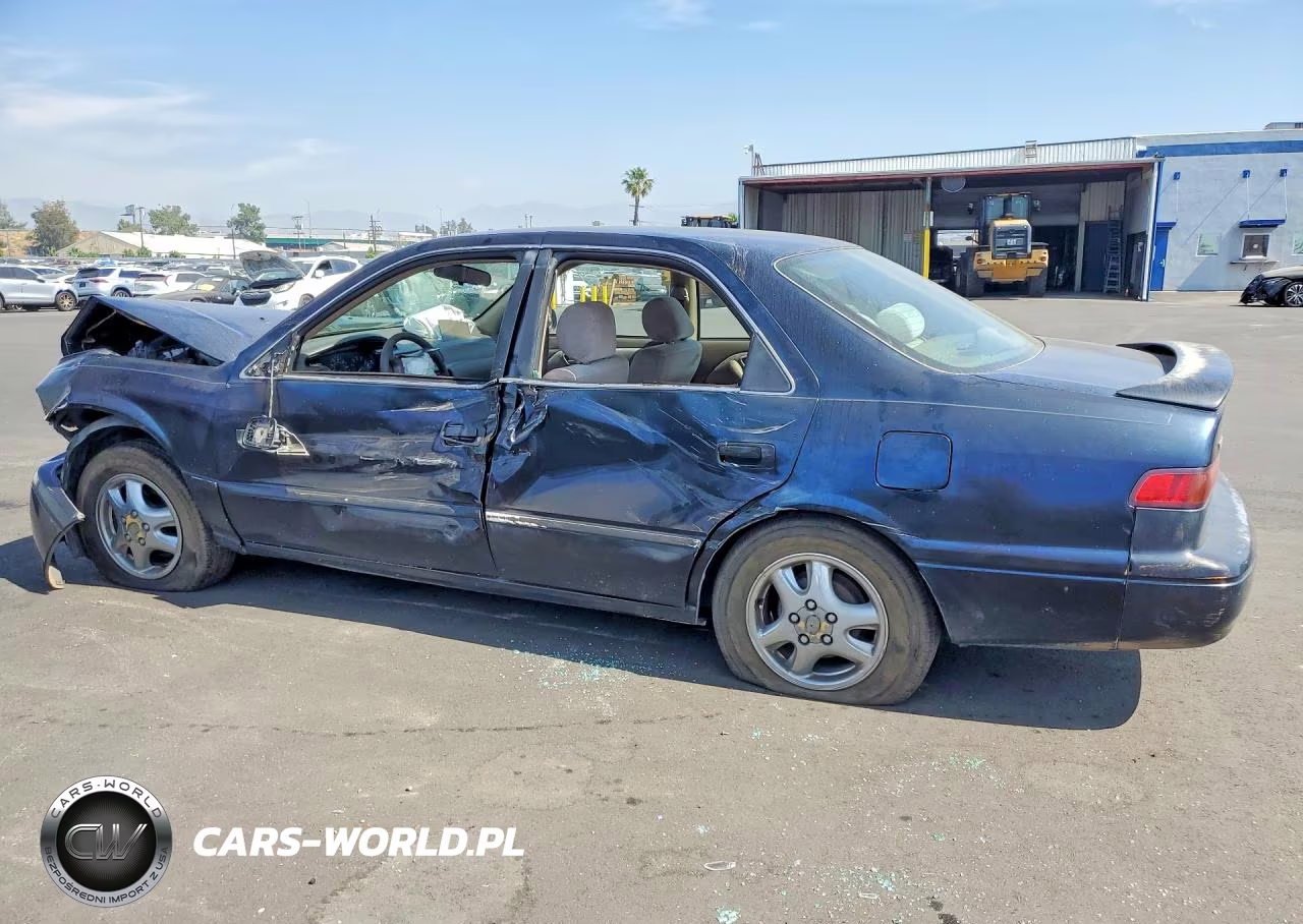 1998 Toyota Camry Le VIN:JT2BG22K2W0113481 - 2