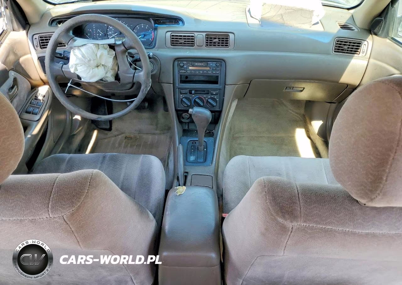 1998 Toyota Camry Le VIN:JT2BG22K2W0113481 - 8