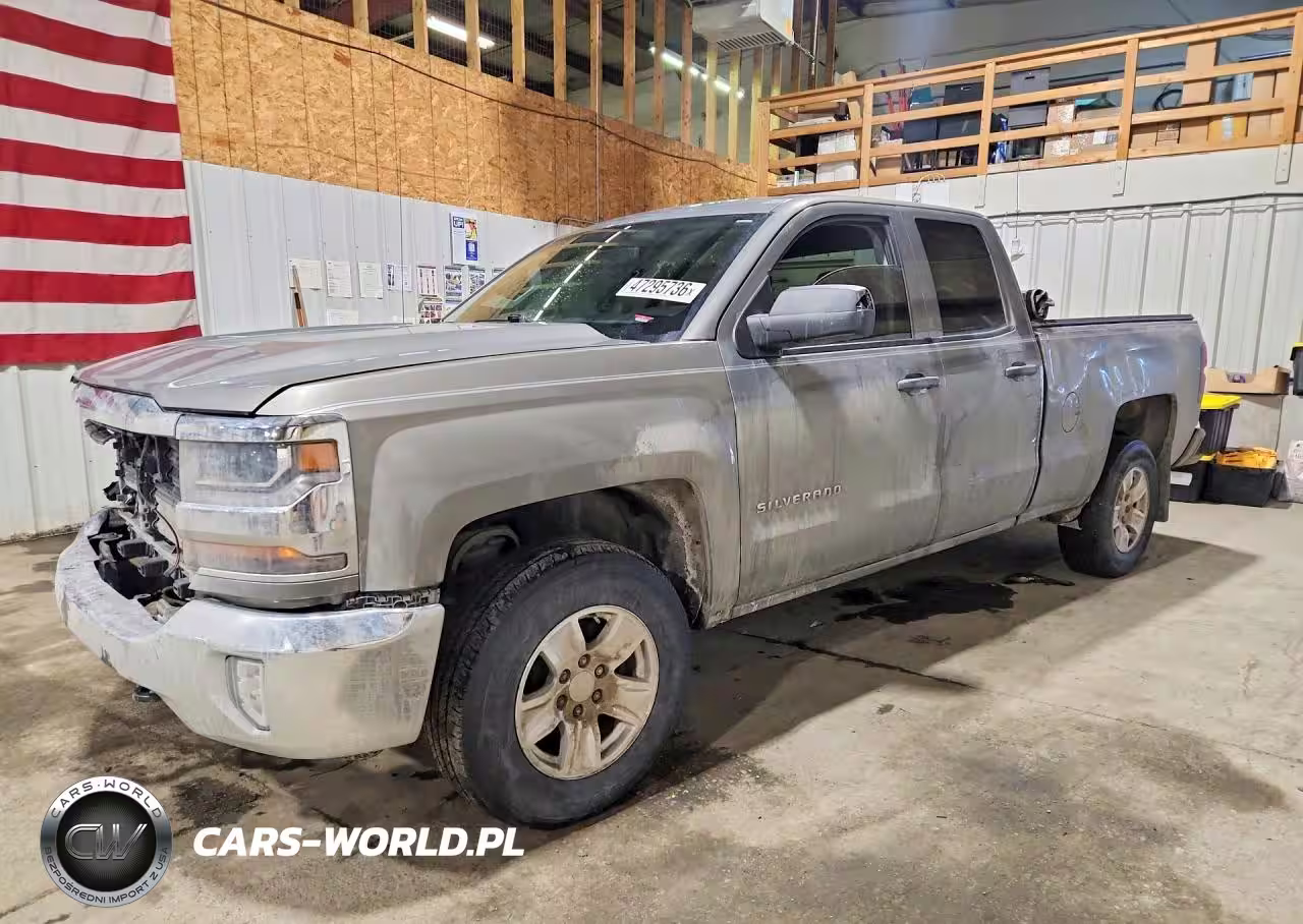 2017 Chev 1500 15 Crew 4X2