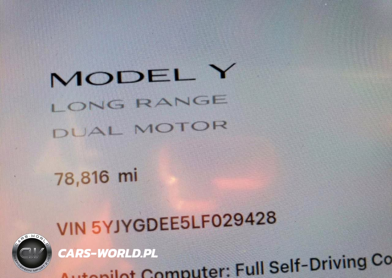 2020 Tesla Model Y VIN:5YJYGDEE5LF029428 - 9
