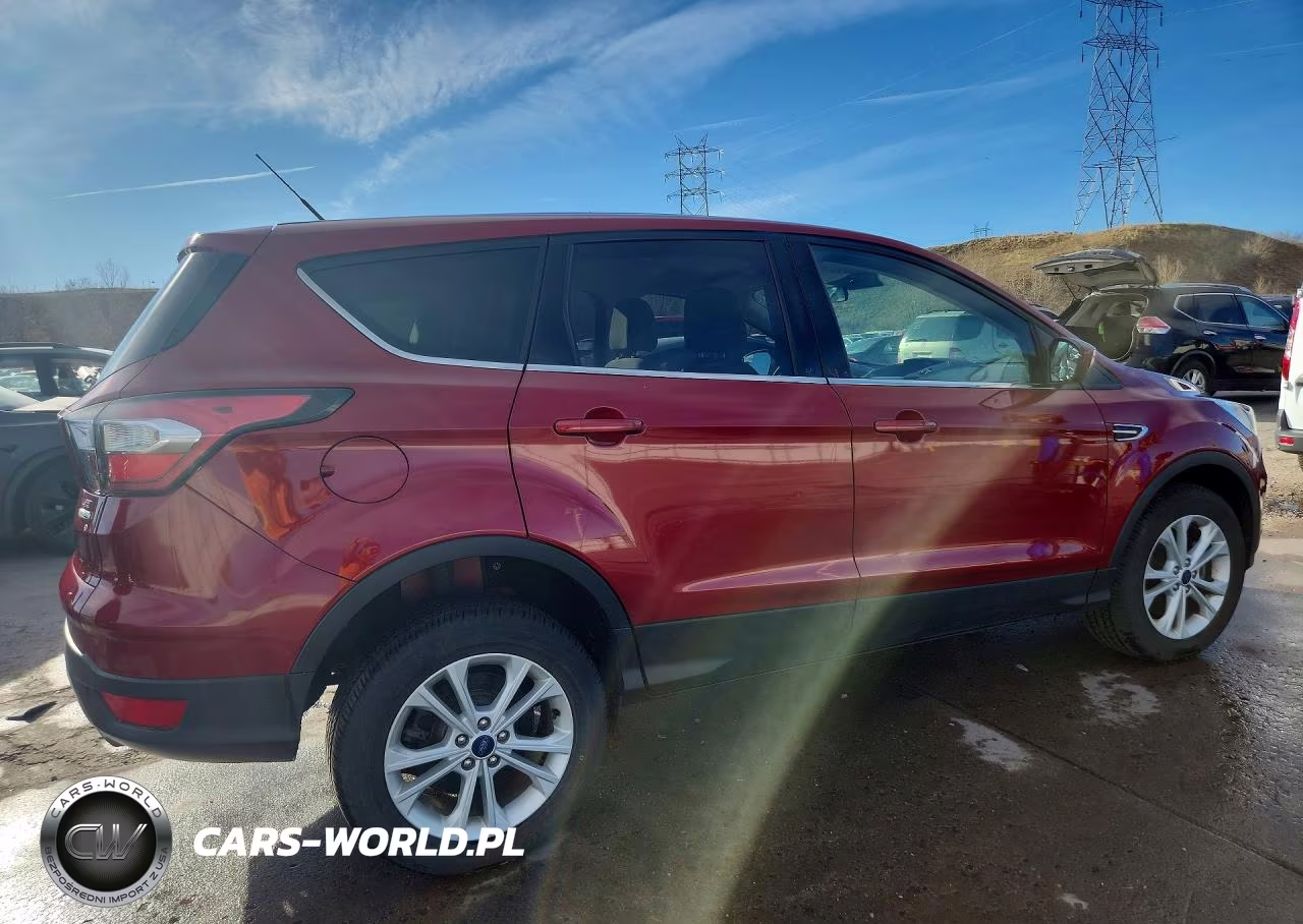 2017 Ford Escape Se VIN:1FMCU9GD0HUA10753 - 3