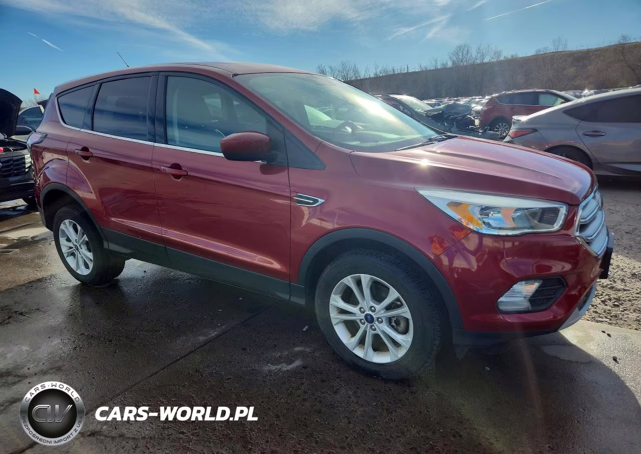 2017 Ford Escape Se VIN:1FMCU9GD0HUA10753 - 4