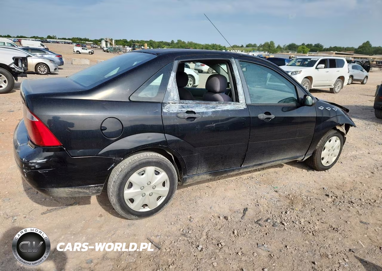 2007 Ford Focus Zx4 VIN:1FAFP34N67W226277 - 3