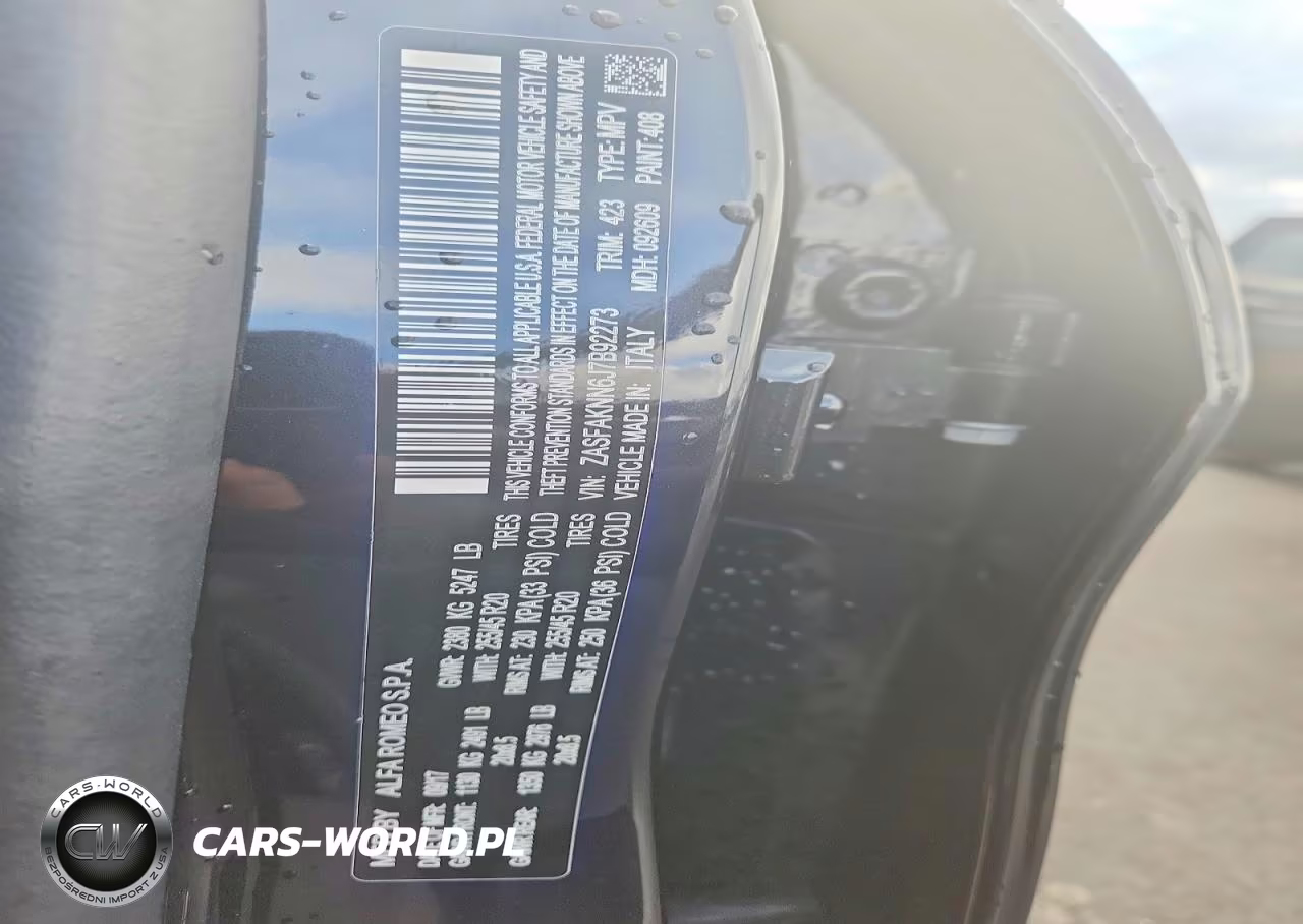 2018 Alfa Romeo Stelvio Ti Sport VIN:ZASFAKNN6J7B92273 - 14