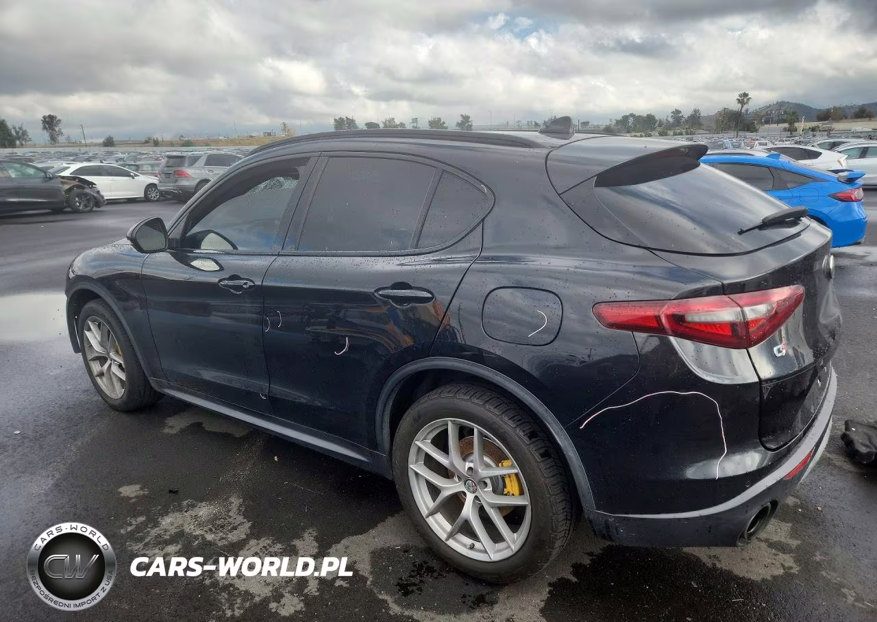 2018 Alfa Romeo Stelvio Ti Sport VIN:ZASFAKNN6J7B92273 - 2