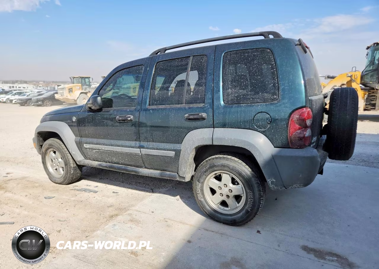 2005 Jeep Liberty Sport VIN:1J4GL48K15W551295 - 2