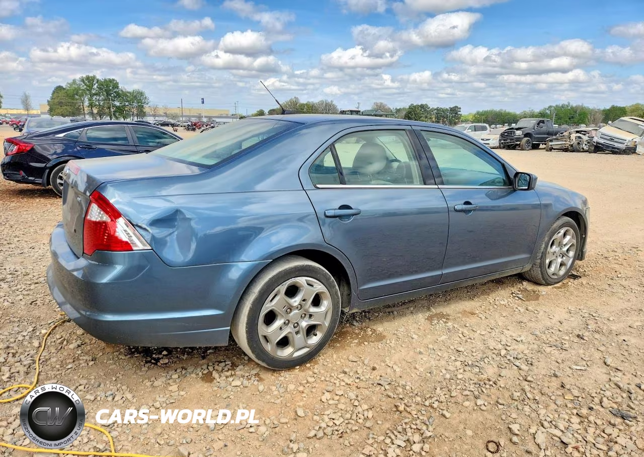 2011 Ford Fusion Se VIN:3FAHP0HA9BR230186 - 3