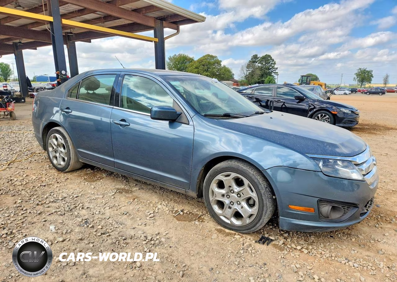 2011 Ford Fusion Se VIN:3FAHP0HA9BR230186 - 4