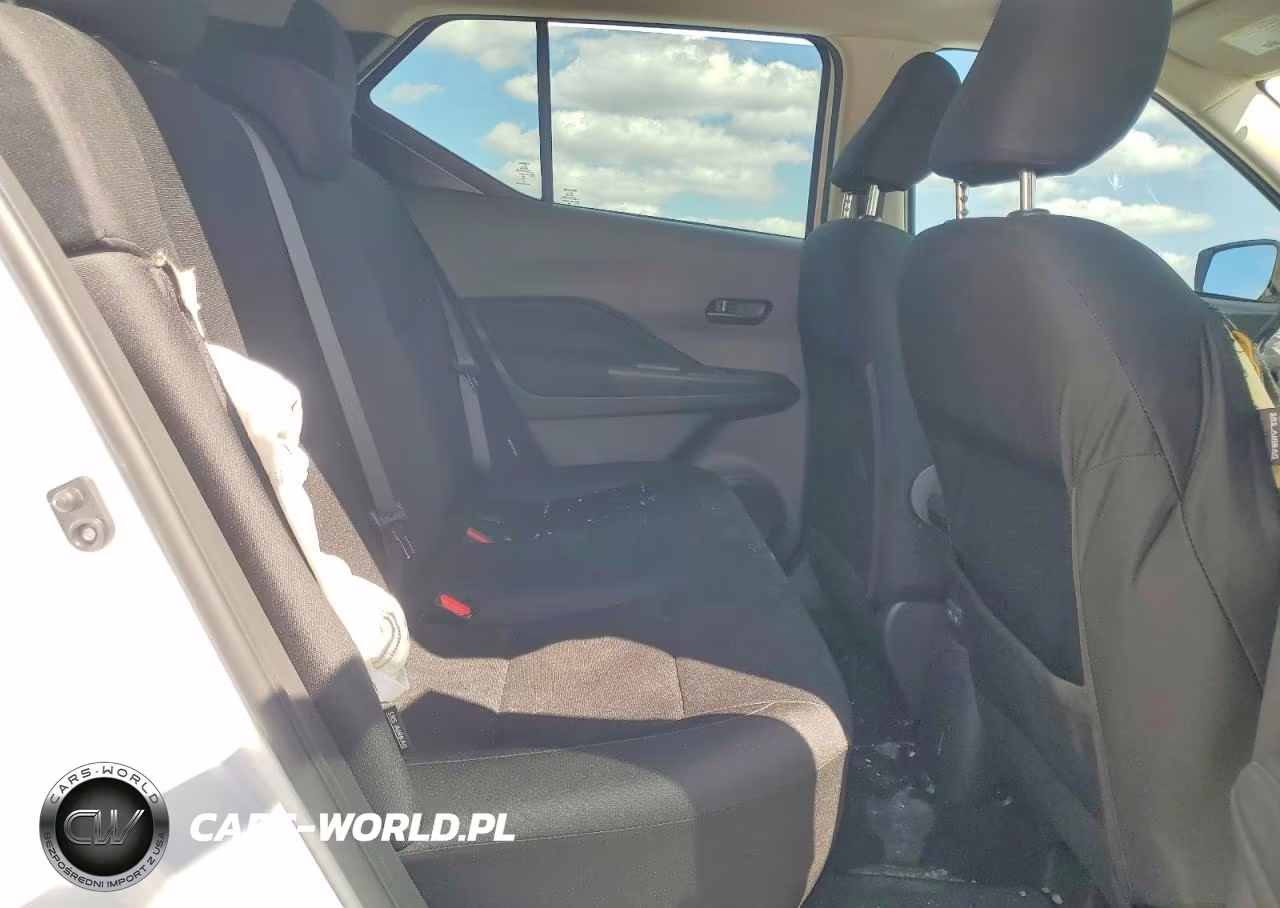 2025 Nissan Kicks Play S VIN:3N1CP5BV1SL495798 - 11
