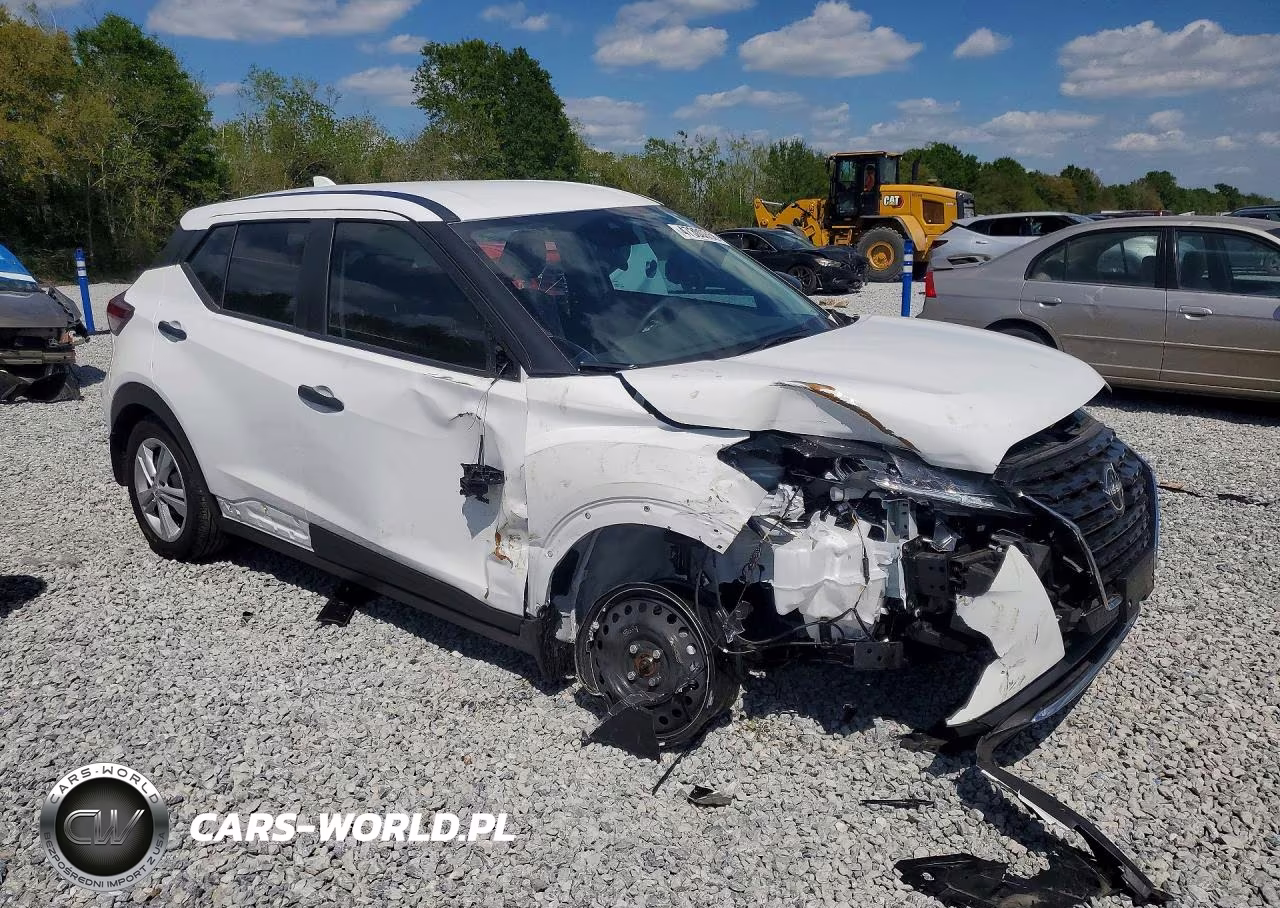2025 Nissan Kicks Play S VIN:3N1CP5BV1SL495798 - 4