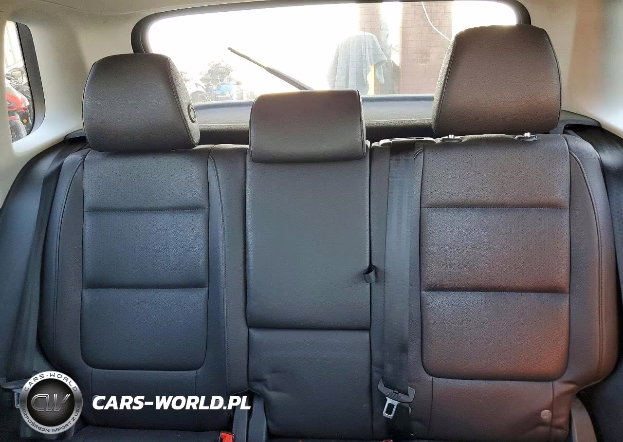 2017 Volkswagen Tiguan S VIN:WVGBV7AX9HW512813 - 10
