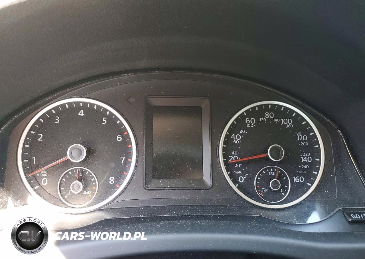 2017 Volkswagen Tiguan S VIN:WVGBV7AX9HW512813 - 9