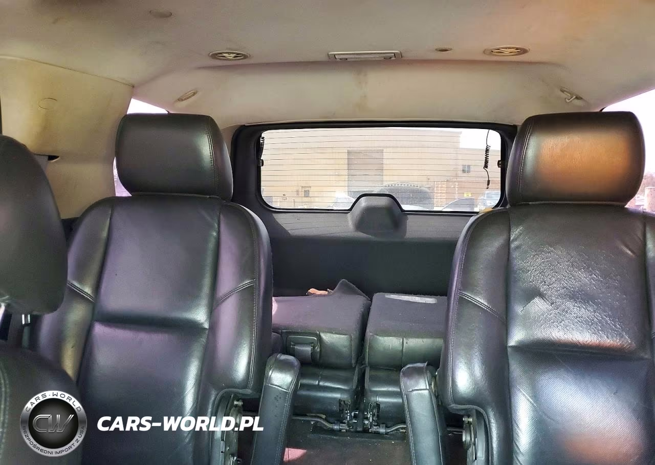 2011 GMC Yukon Denali VIN:1GKS2EEF2BR213628 - 10