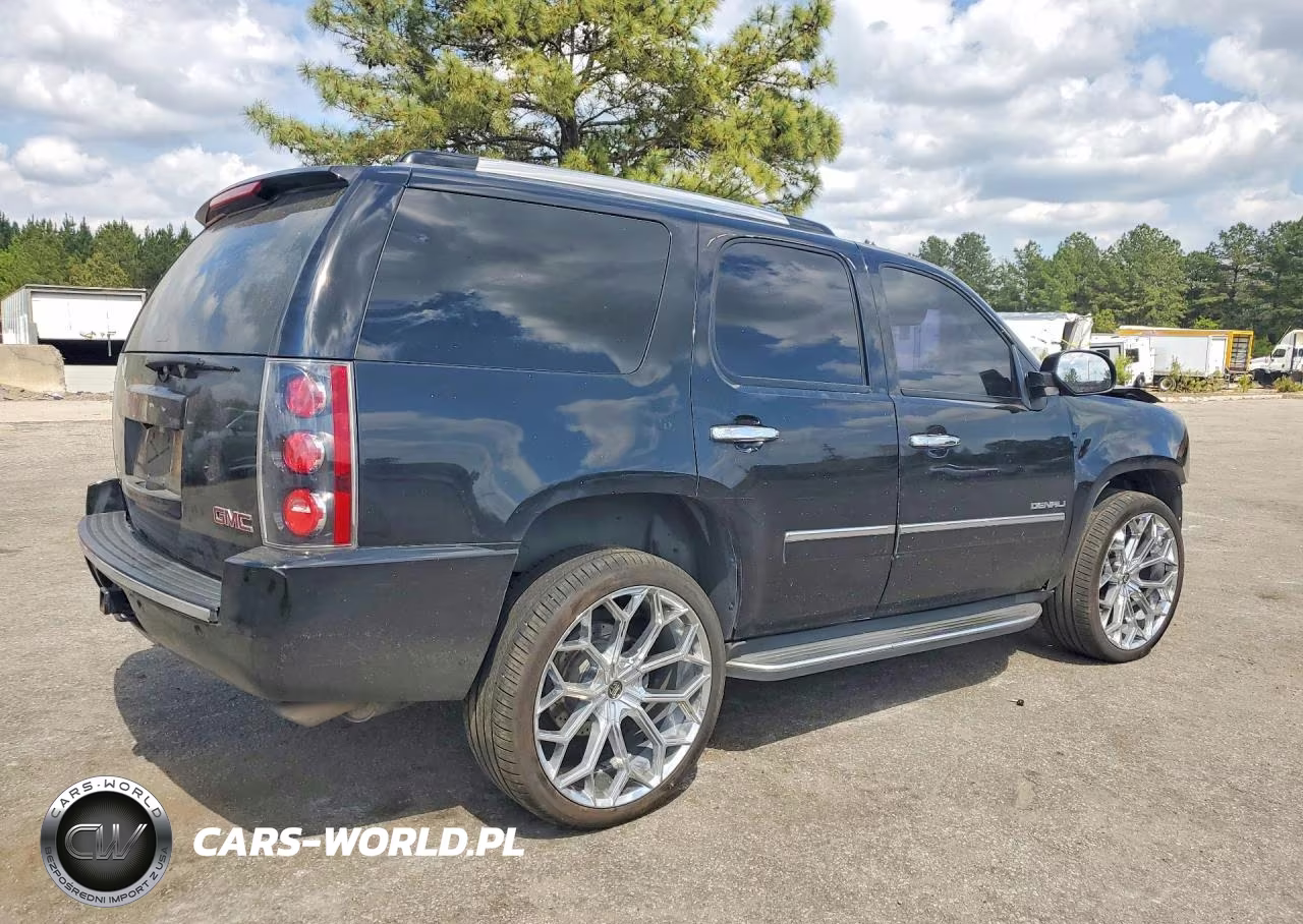 2011 GMC Yukon Denali VIN:1GKS2EEF2BR213628 - 3