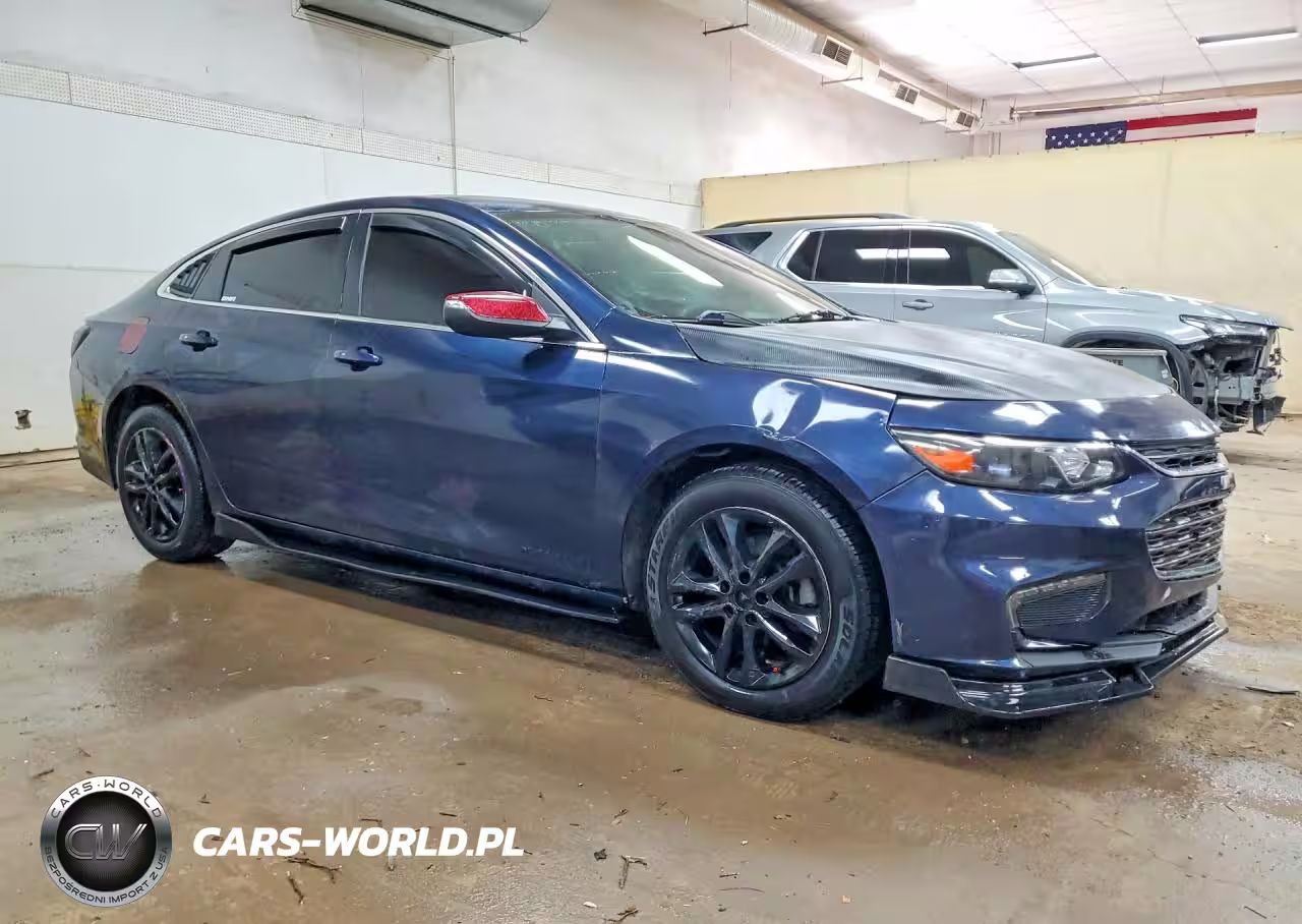 2017 Chevrolet Malibu Lt VIN:1G1ZE5ST9HF145830 - 4