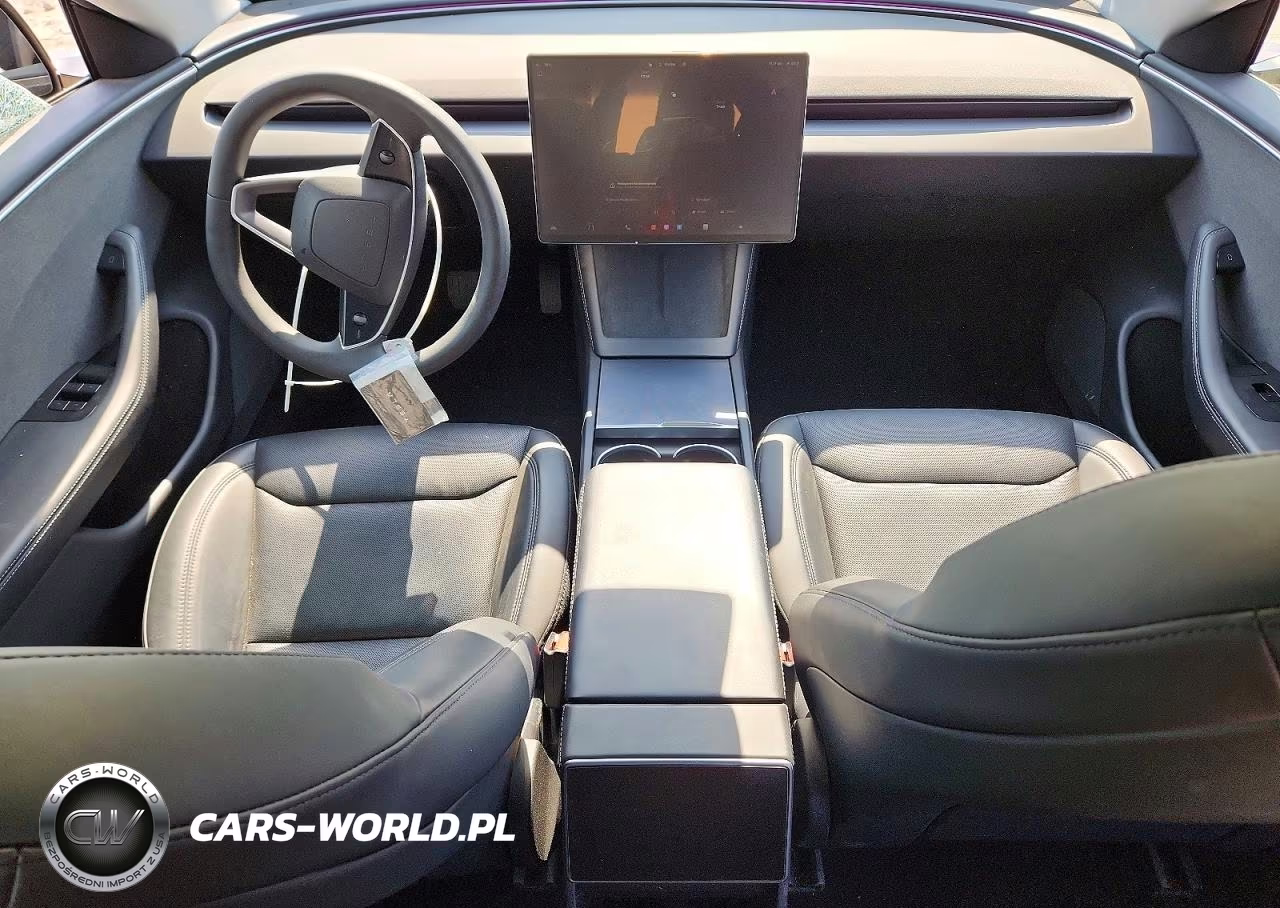 2025 Tesla Model 3 VIN:5YJ3E1EA5SF924511 - 8