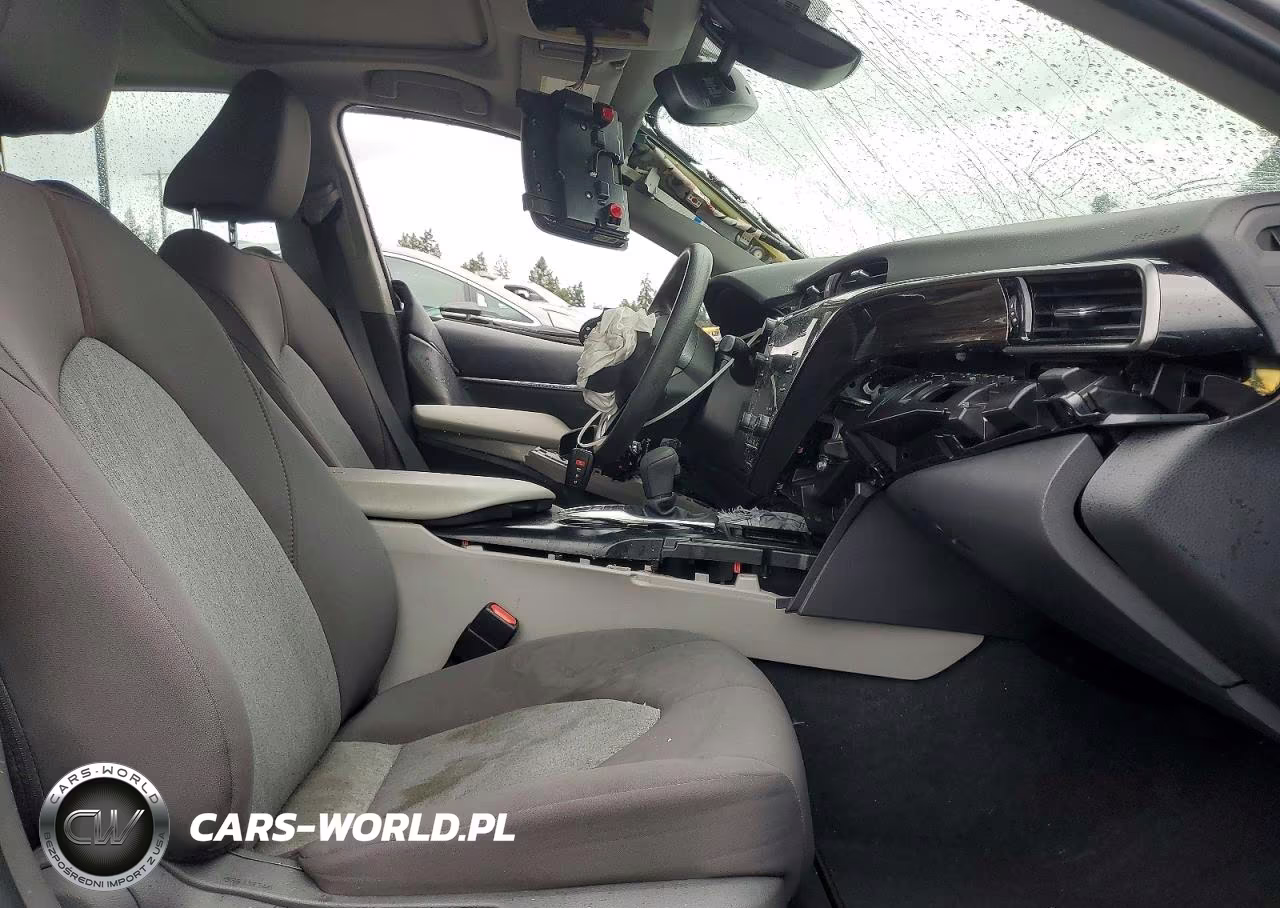 2020 Toyota Camry Hybrid Le VIN:4T1E31AK6LU537953 - 7