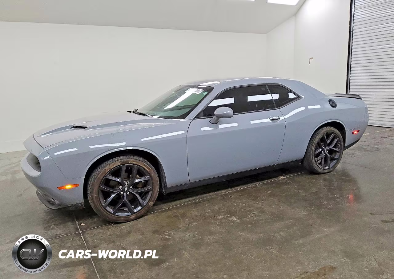 2021 Dodge Challenger Sxt