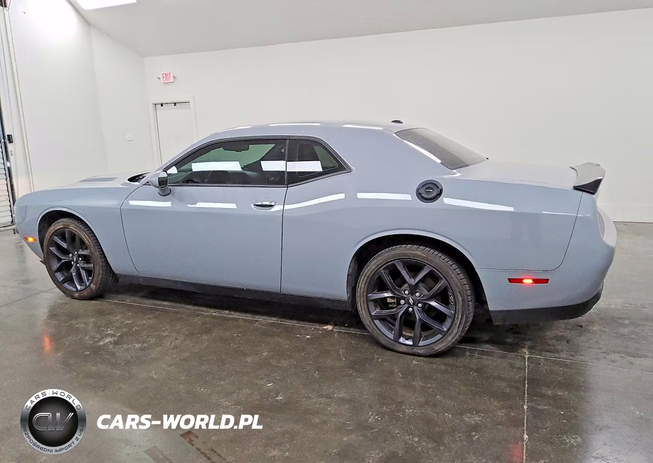 2021 Dodge Challenger Sxt VIN:2C3CDZAG7MH599955 - 2
