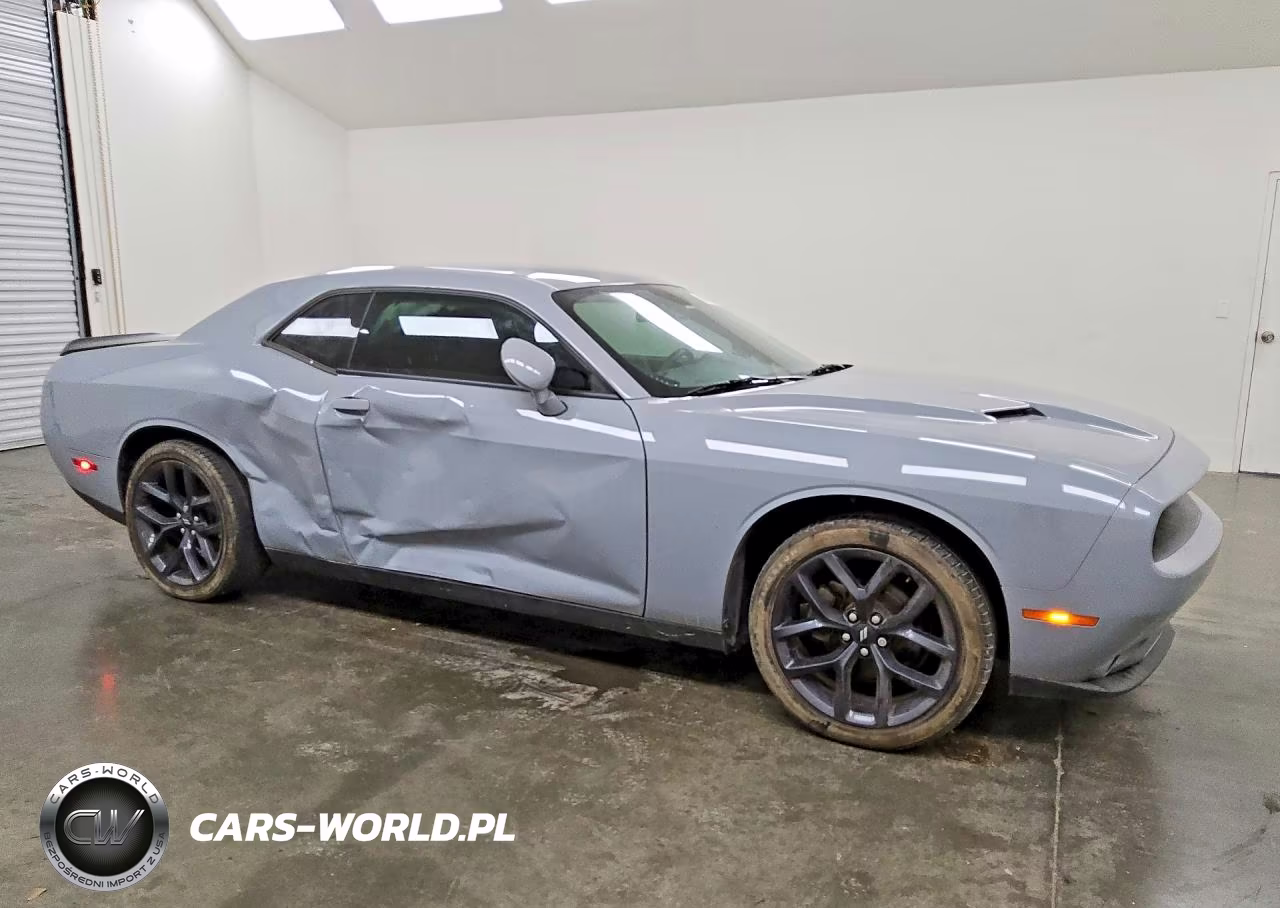 2021 Dodge Challenger Sxt VIN:2C3CDZAG7MH599955 - 4