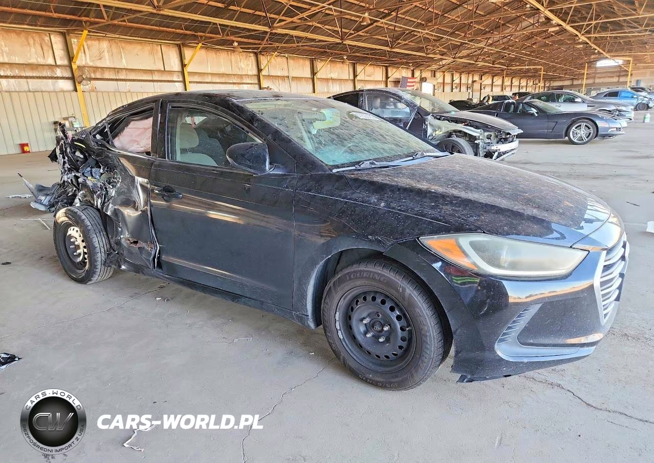 2018 Hyundai Elantra Se VIN:5NPD74LF3JH259297 - 4