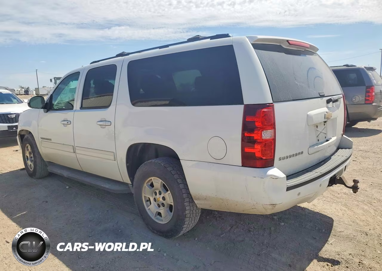 2011 Chevrolet Suburban C1500 Ls VIN:1GNSCHE0XBR371289 - 2