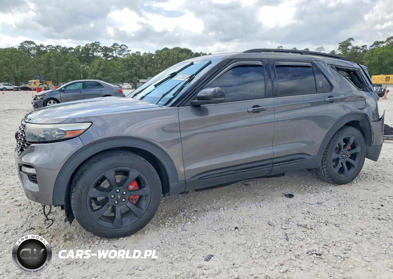2021 Ford Explorer St