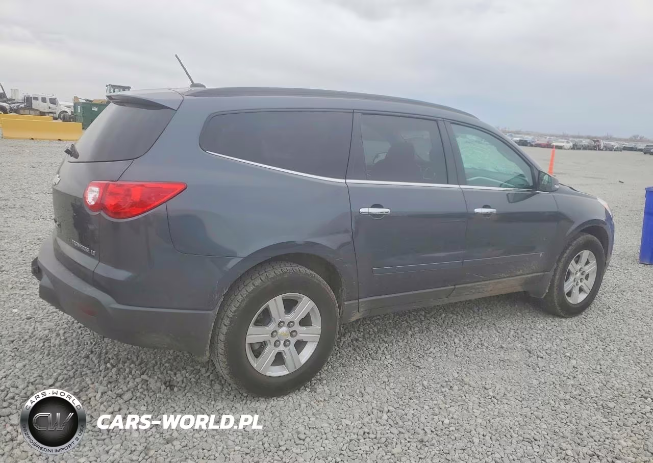 2010 Chevrolet Traverse Lt VIN:1GNLVGED2AS131866 - 3