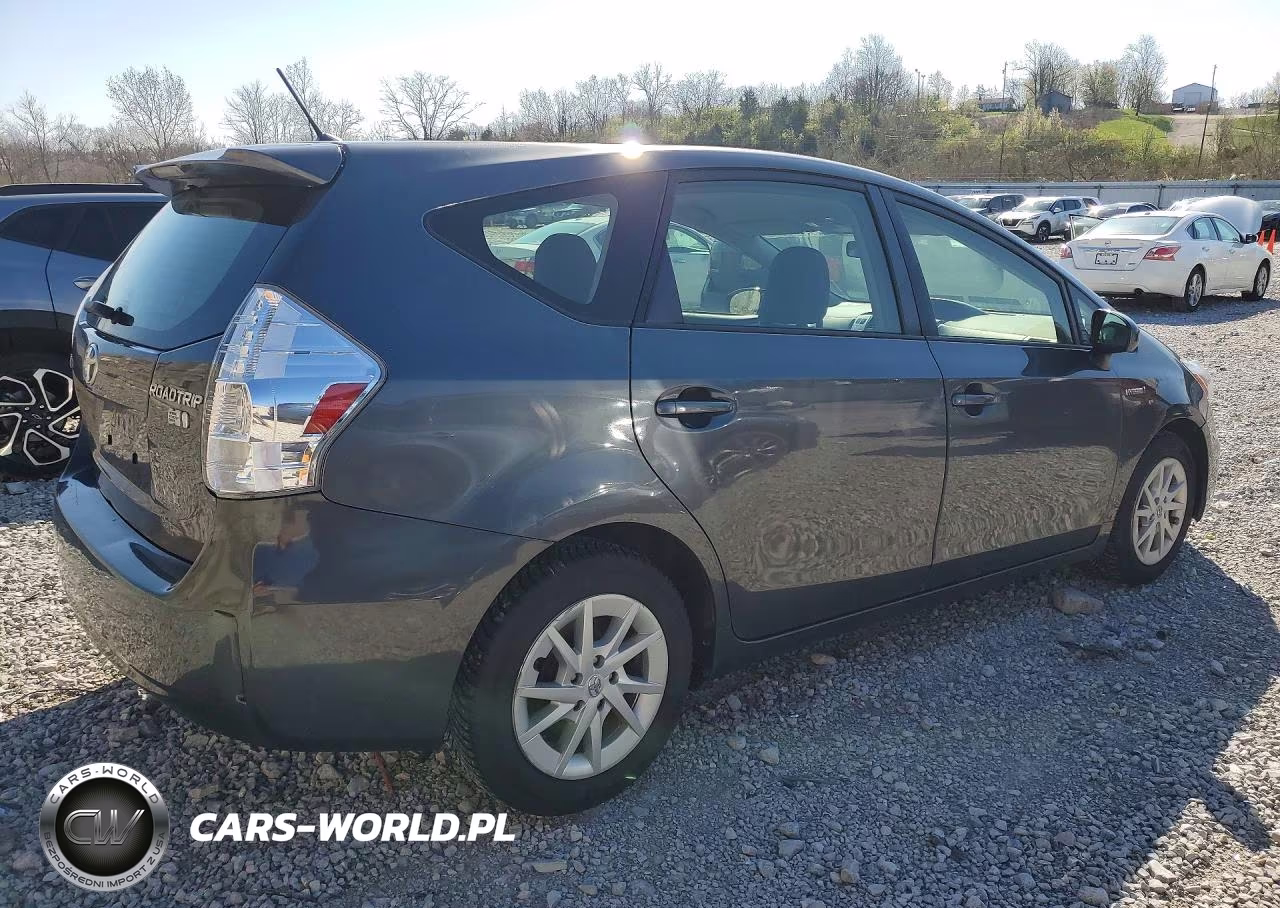 2012 Toyota Prius V Two VIN:JTDZN3EU6C3132088 - 3