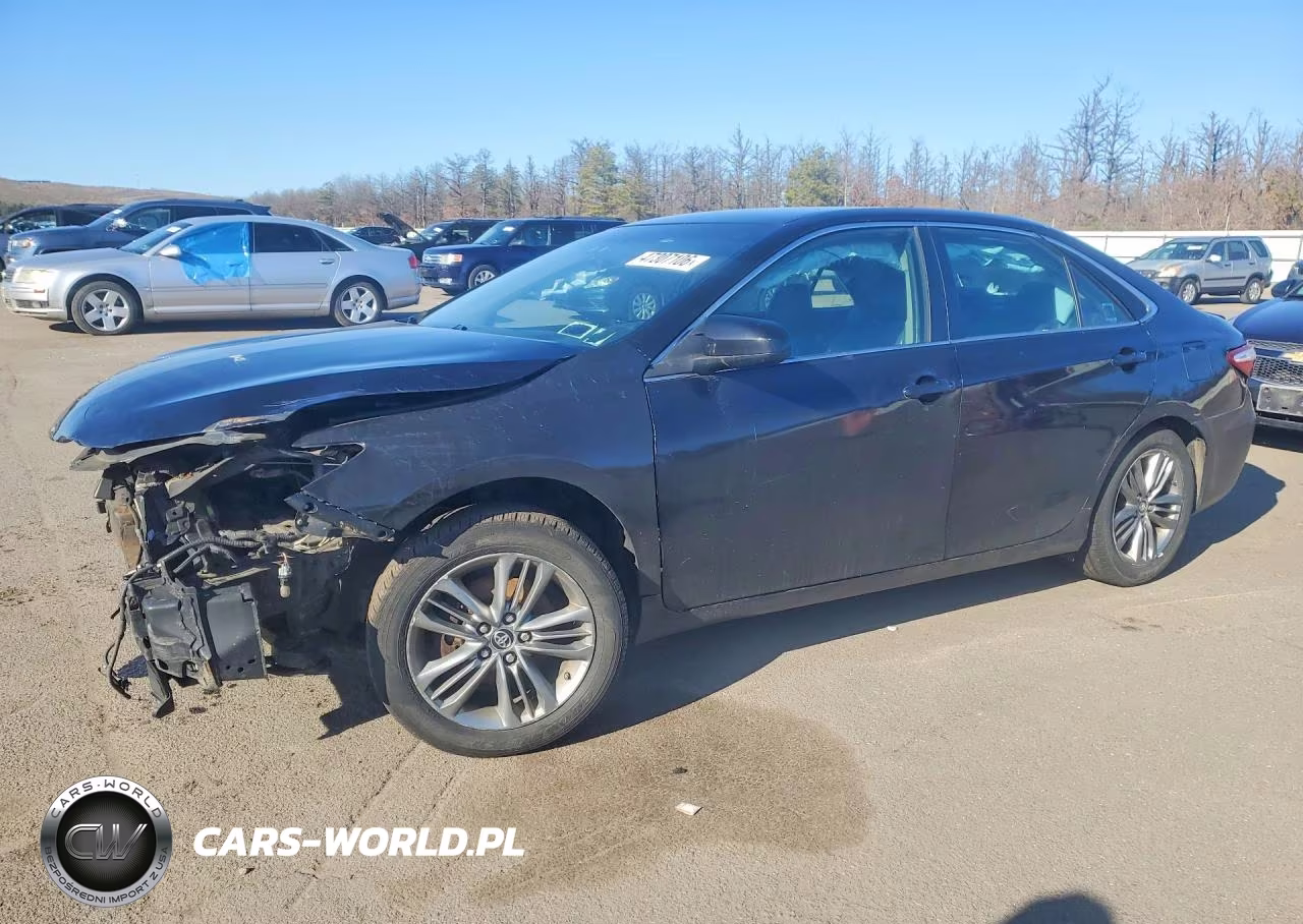 2015 Toyota Camry Se – zdjęcie 1 z 13