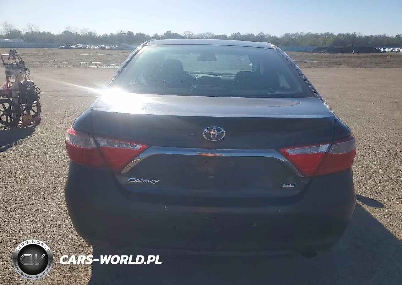 2015 Toyota Camry Se VIN:4T1BF1FK7FU002265 - 6